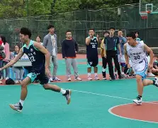 jiuyou games-热血擂台：球场上的战斗火爆异常，催人泪下()